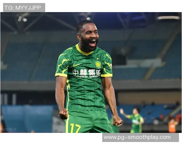 国米与那不勒斯友谊赛平局绝杀瞬间引发争议判罚引发热议