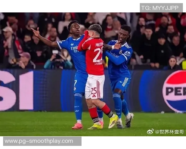 中超赛场惊现冷门本菲卡大胜国米引发全场热议