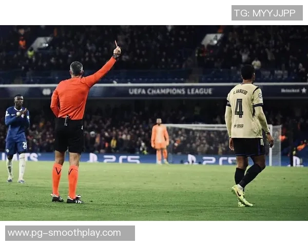 世界杯激战国米逆转波尔图红牌争议引发全场热议与数据分析